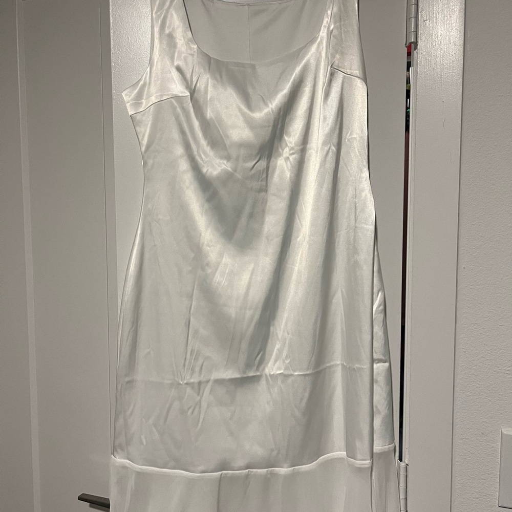 Commense White Maxi Dress